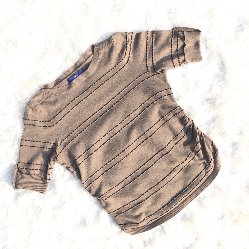 〰️Apt 9〰️ short sleeve top